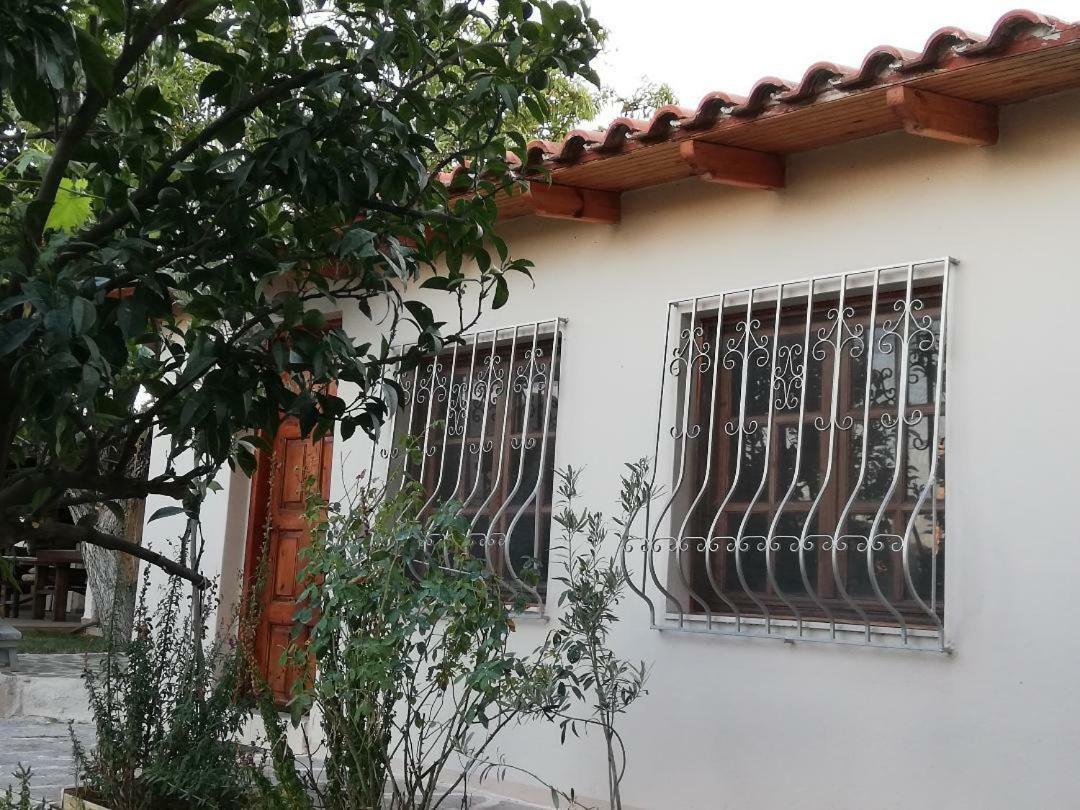 Dreamhome -10Min From Airport- Артемида Екстериор снимка